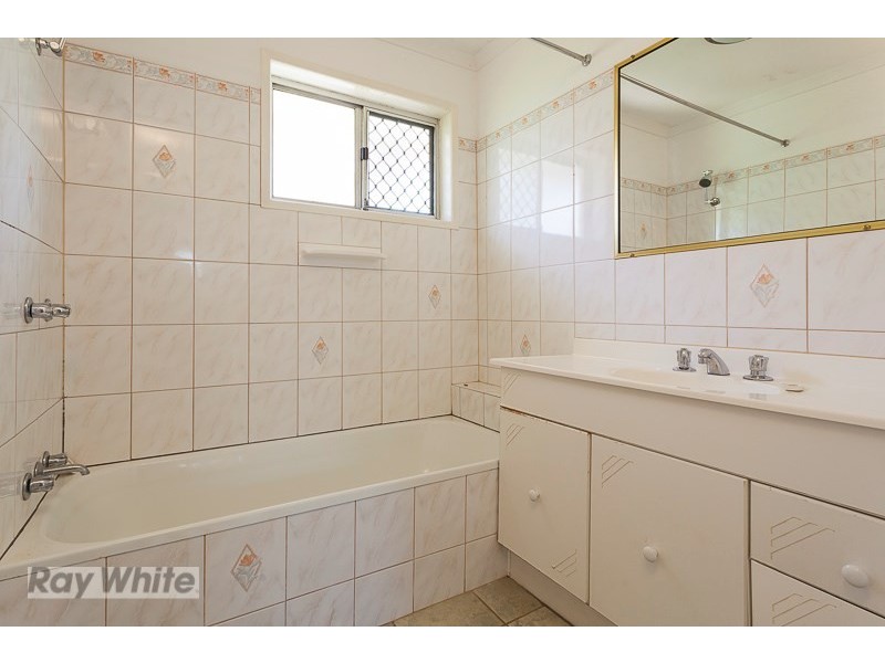 117 Dart Street, Redland Bay QLD 4165