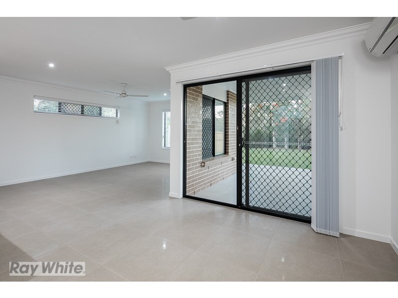 13 Junee Street, Redland Bay QLD 4165