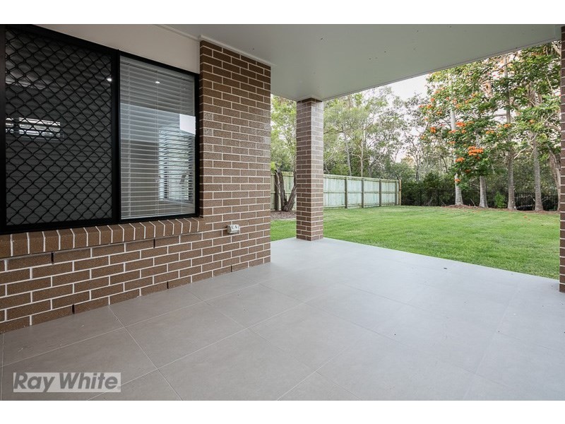13 Junee Street, Redland Bay QLD 4165