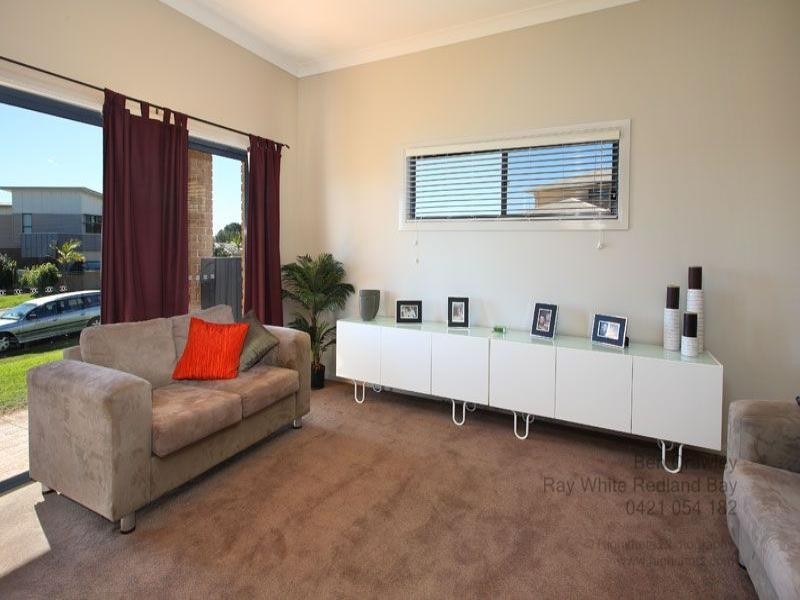 32 Bedarra Street, Redland Bay QLD 4165