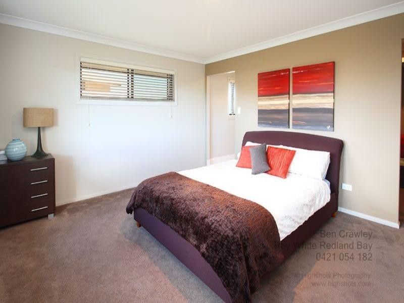 32 Bedarra Street, Redland Bay QLD 4165