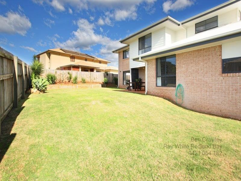 32 Bedarra Street, Redland Bay QLD 4165