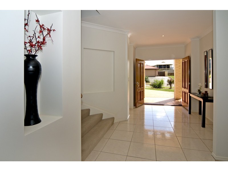 72 Penzance Drive, Redland Bay QLD 4165