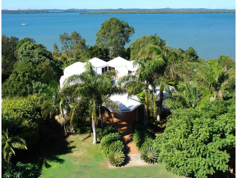 24 Wilson Esplanade, Redland Bay QLD 4165