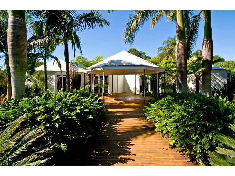 24 Wilson Esplanade, Redland Bay QLD 4165