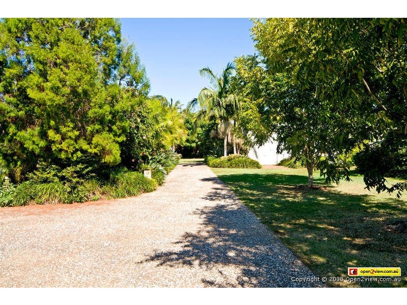 24 Wilson Esplanade, Redland Bay QLD 4165