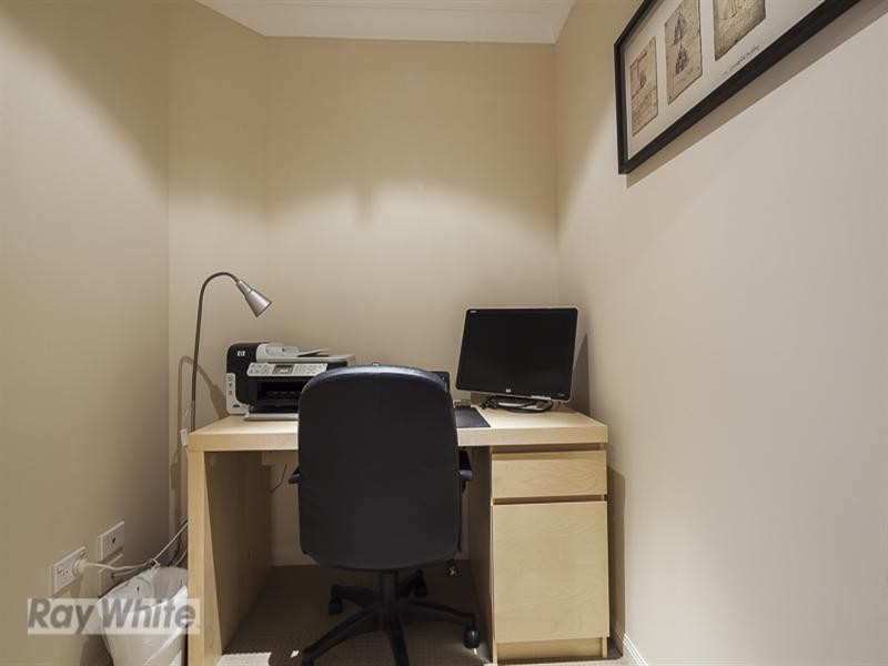 32 Watervale Drive, Redland Bay QLD 4165