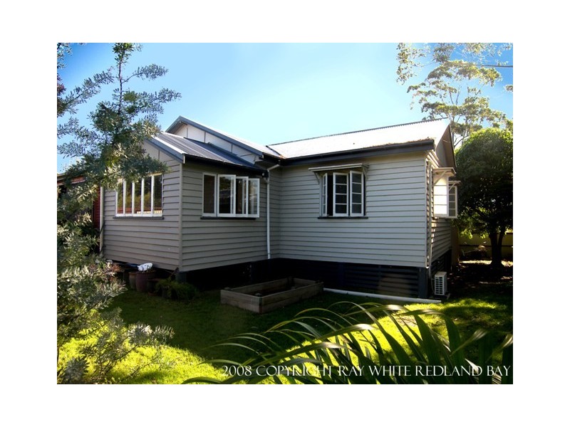 6 Oakland Avenue, Redland Bay QLD 4165