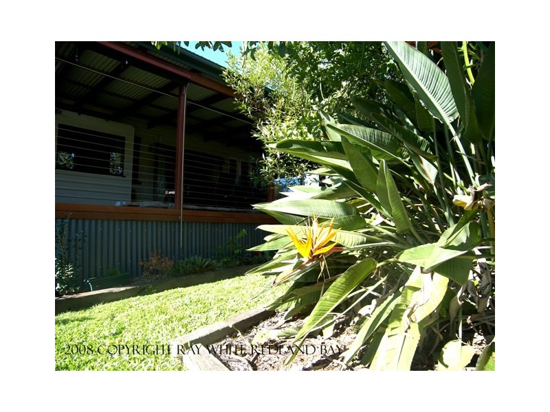 6 Oakland Avenue, Redland Bay QLD 4165