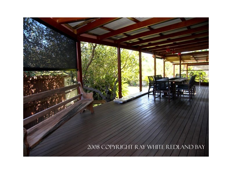 6 Oakland Avenue, Redland Bay QLD 4165