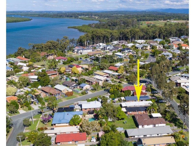 7 Michael Street, Redland Bay QLD 4165