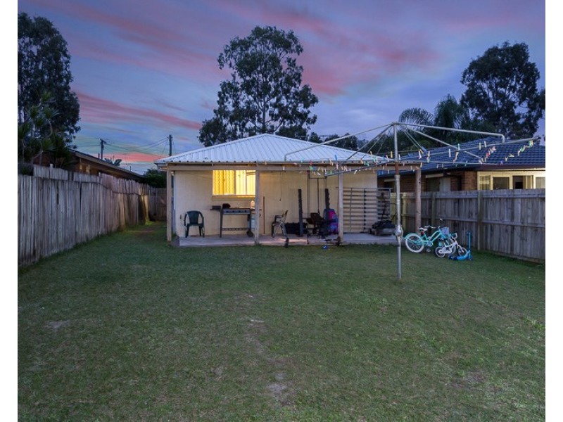 7 Michael Street, Redland Bay QLD 4165