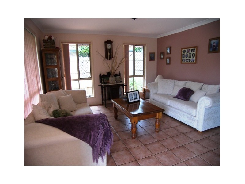 3 Gleneagles Court, Redland Bay QLD 4165