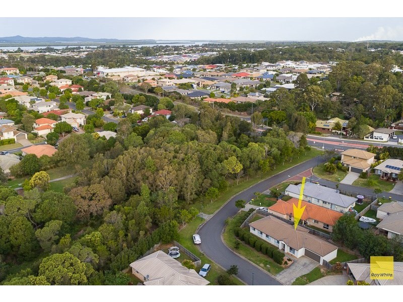 8 Green Place, Redland Bay QLD 4165