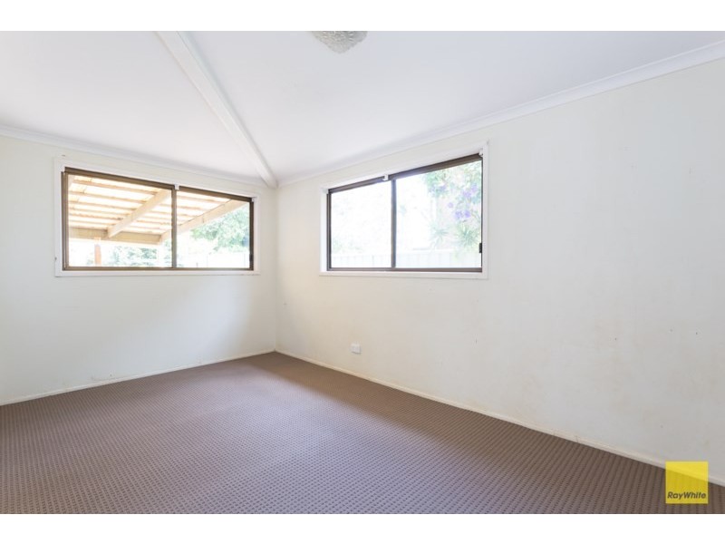 303 Esplanade, Redland Bay QLD 4165