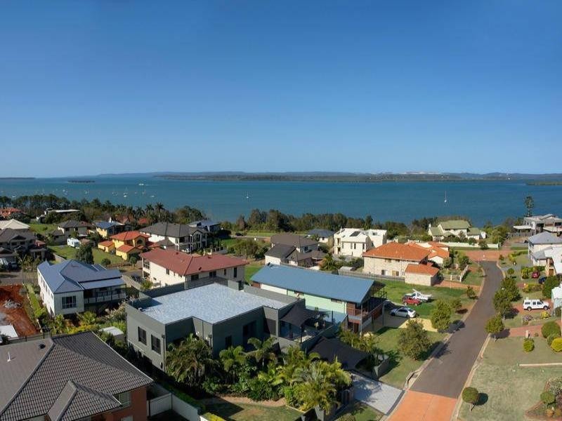 9 Wilohurst Drive, Redland Bay QLD 4165