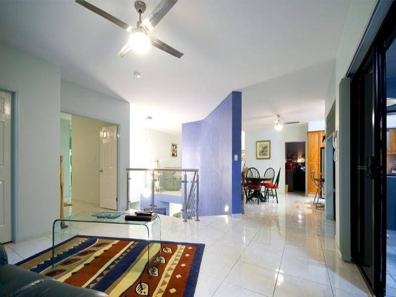 9 Wilohurst Drive, Redland Bay QLD 4165