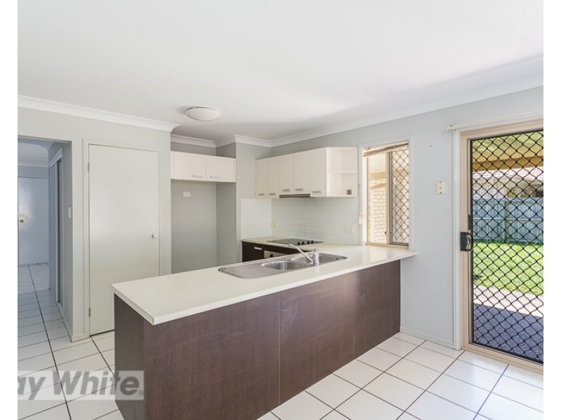 32 Lime Street, Redland Bay QLD 4165