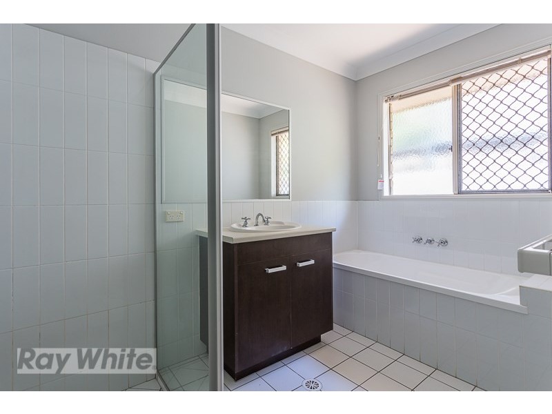 32 Lime Street, Redland Bay QLD 4165