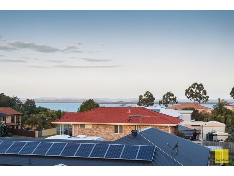 19 Penzance Drive, Redland Bay QLD 4165