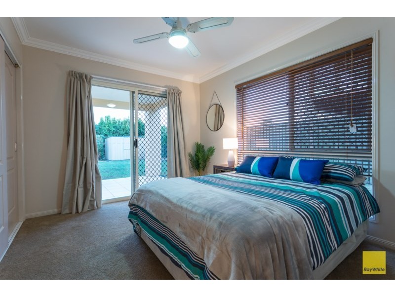 19 Penzance Drive, Redland Bay QLD 4165