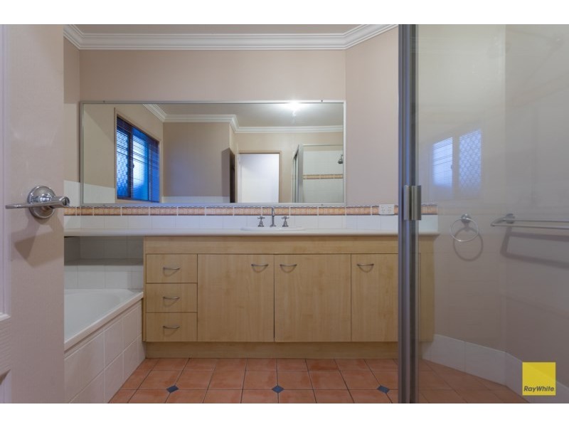 19 Penzance Drive, Redland Bay QLD 4165