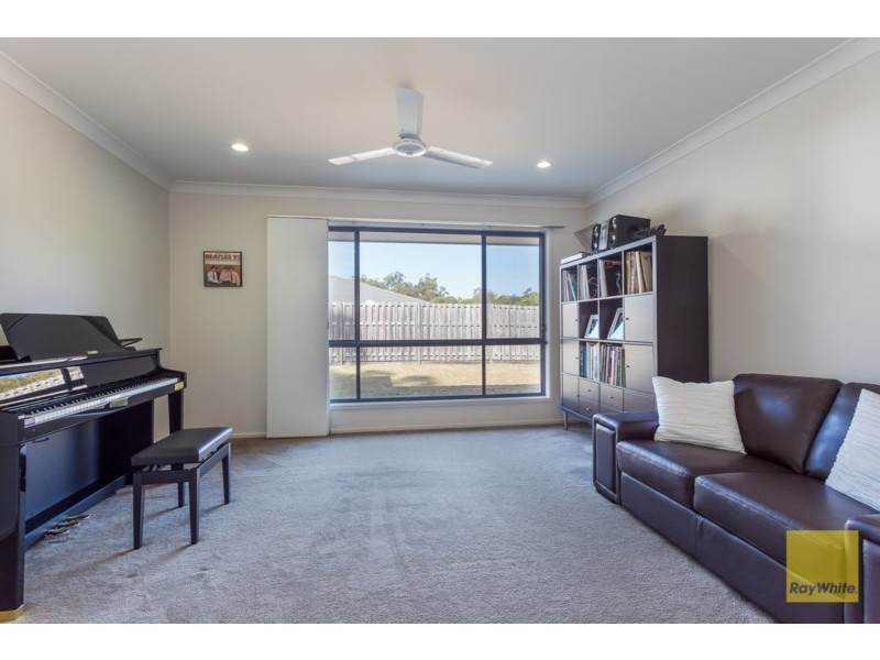 16 Scribbly Gum Place, Mount Cotton QLD 4165