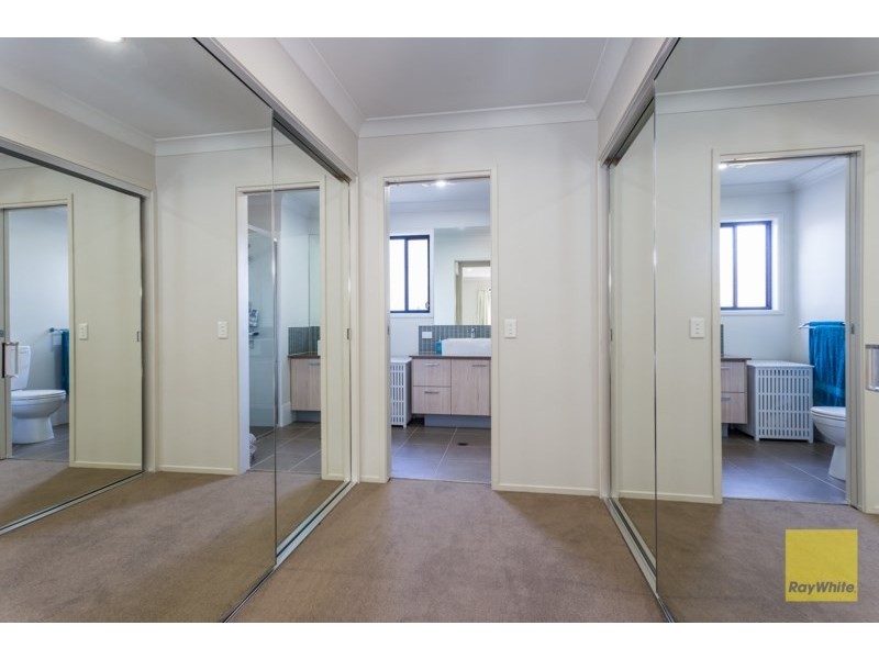 16 Scribbly Gum Place, Mount Cotton QLD 4165