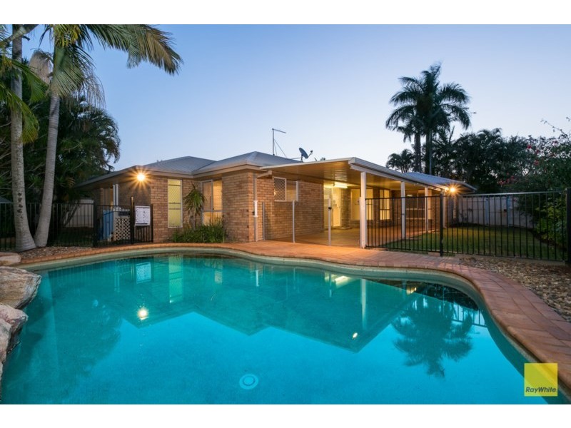 24 Cliftonville Place, Redland Bay QLD 4165