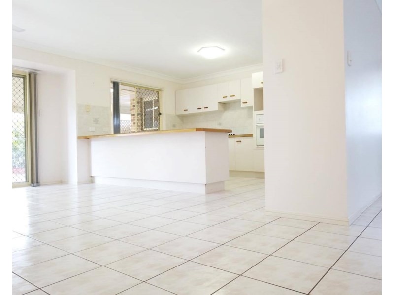 1 Falkirk Parade, Redland Bay QLD 4165