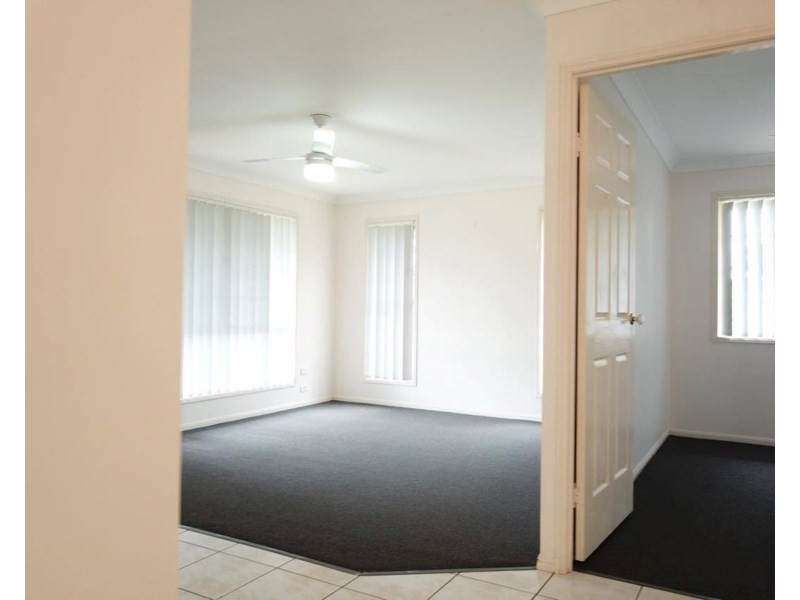 1 Falkirk Parade, Redland Bay QLD 4165