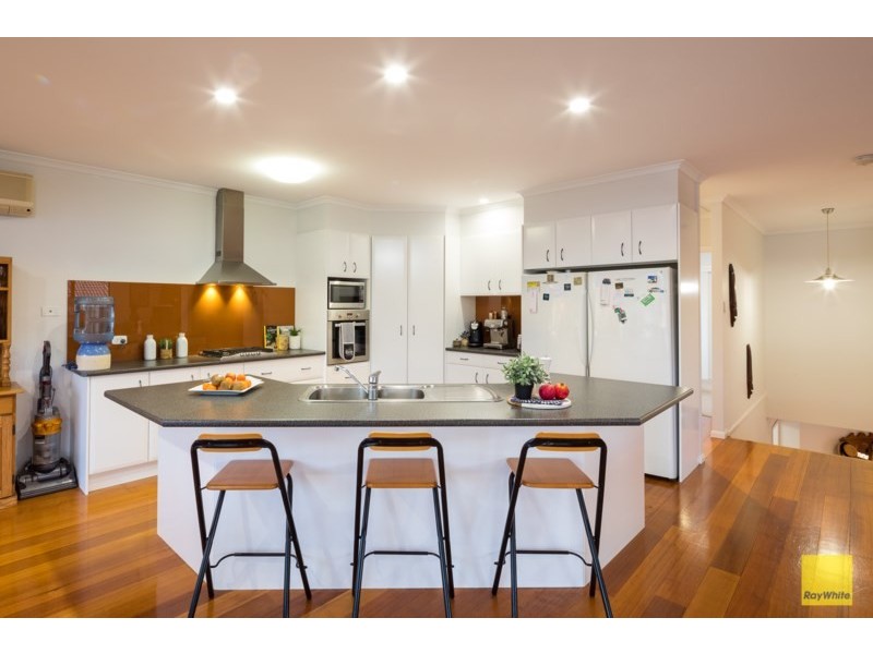 9 Watervale Drive, Redland Bay QLD 4165