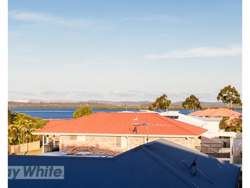 19 Penzance Drive, Redland Bay QLD 4165