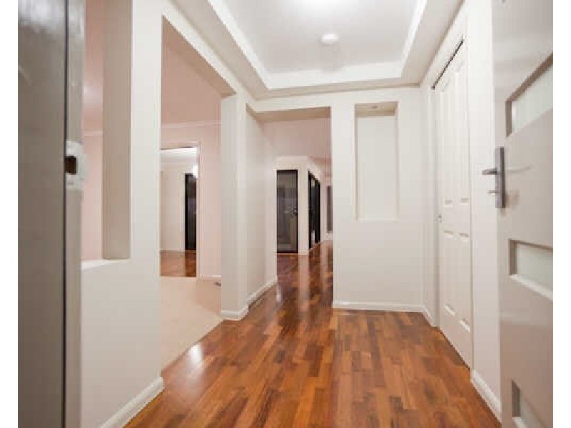 15 Pyrus Place, Redland Bay QLD 4165