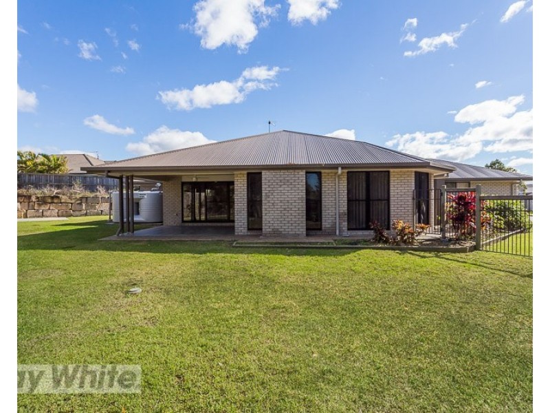 15 Pyrus Place, Redland Bay QLD 4165