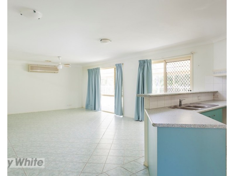 9 Alex Court, Redland Bay QLD 4165