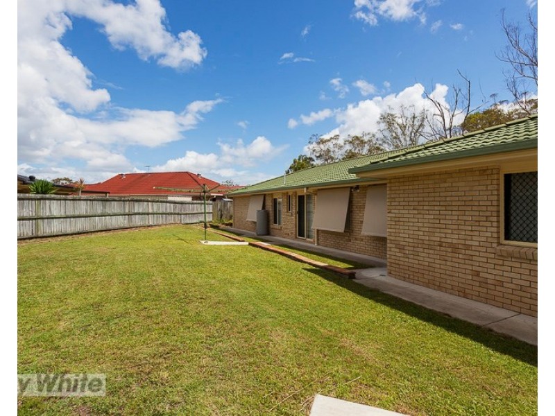 9 Alex Court, Redland Bay QLD 4165