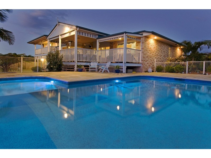 5 Braemer Court, Redland Bay QLD 4165