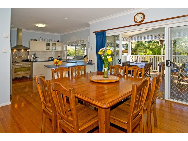 5 Braemer Court, Redland Bay QLD 4165