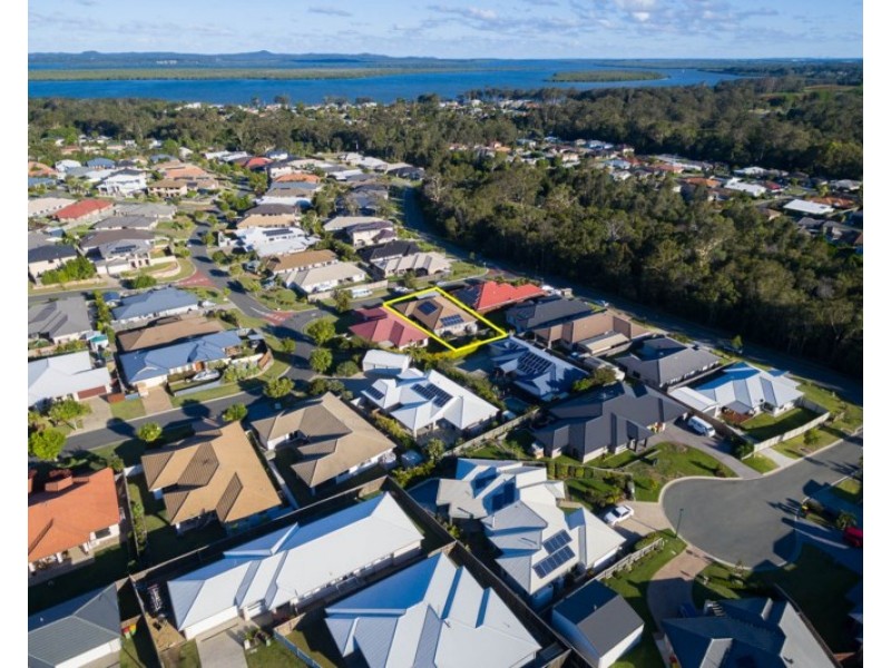 4 Forrest Street, Redland Bay QLD 4165