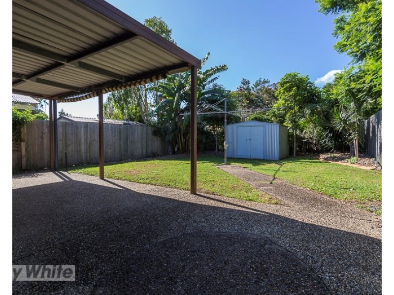 27 Shanahan Street, Redland Bay QLD 4165