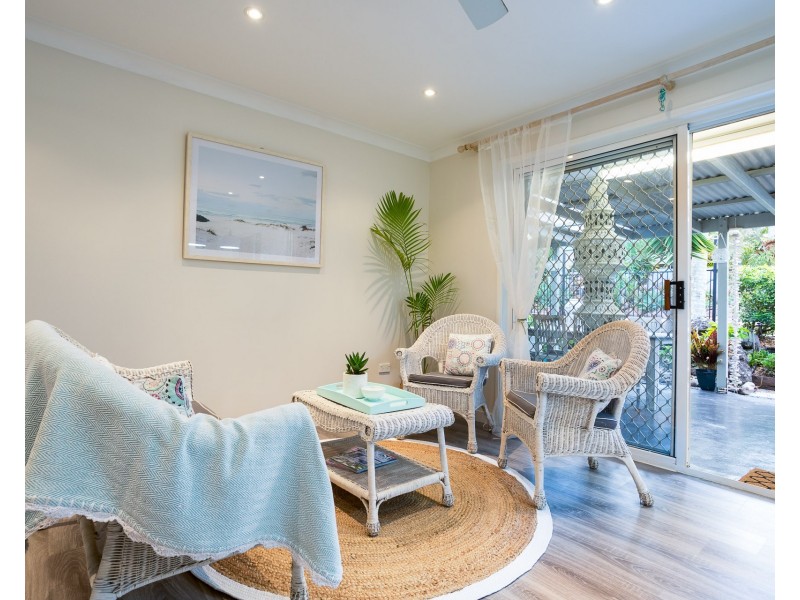 2 Valley Way, Mount Cotton QLD 4165