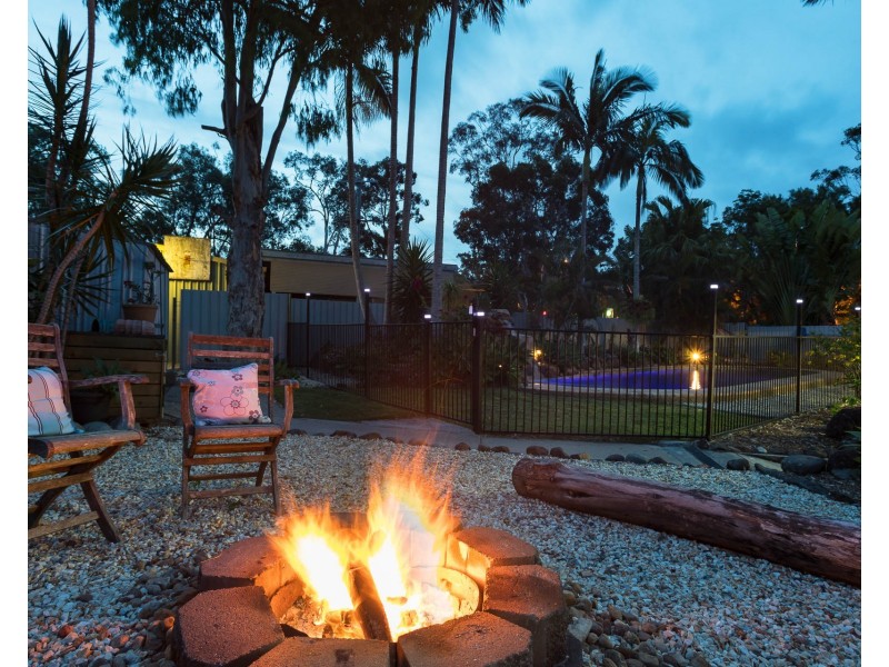 2 Valley Way, Mount Cotton QLD 4165