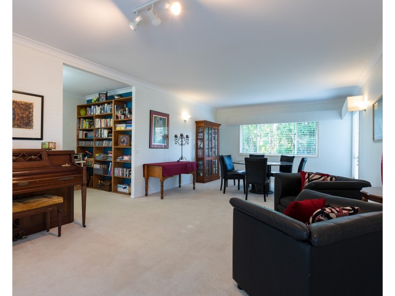 2 Cherana Court, Victoria Point QLD 4165