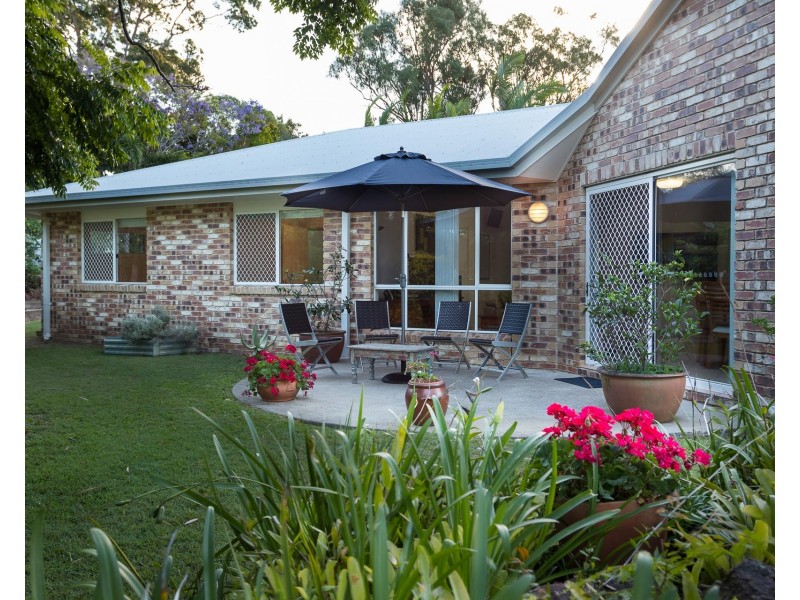 2 Cherana Court, Victoria Point QLD 4165