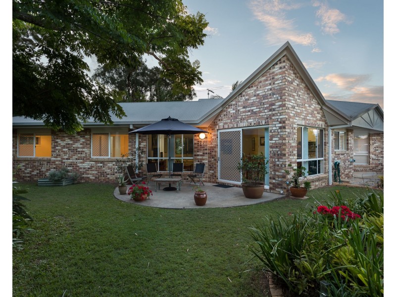 2 Cherana Court, Victoria Point QLD 4165