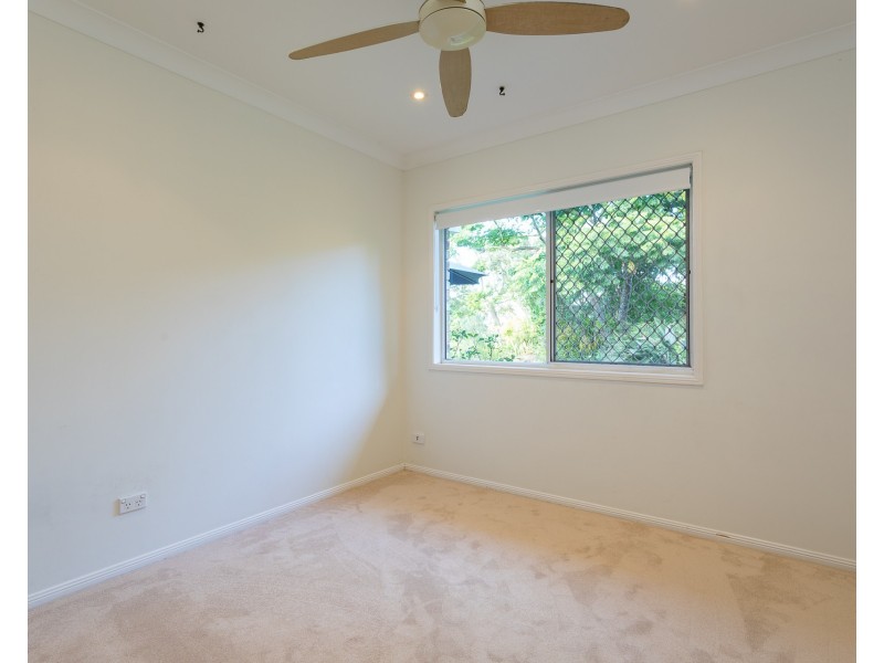 2 Cherana Court, Victoria Point QLD 4165