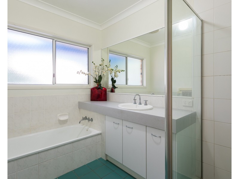 2 Cherana Court, Victoria Point QLD 4165