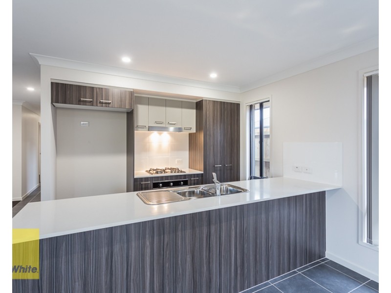 3 Vargon Circuit, Holmview QLD 4207