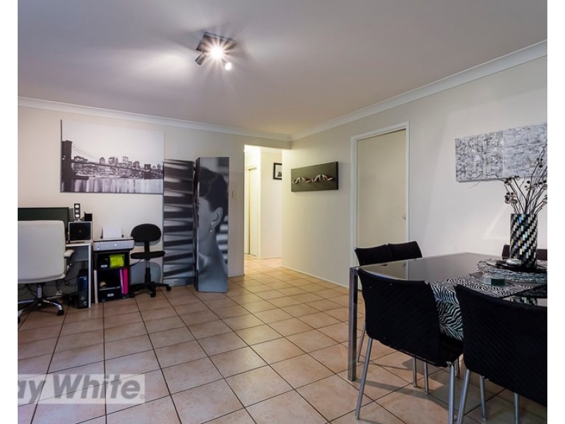 4 Achterberg Place, Victoria Point QLD 4165